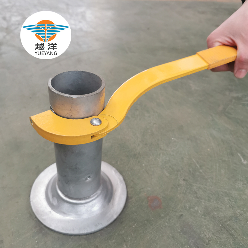Spanner Tool Of Temporary Fence System For Edge Protection
