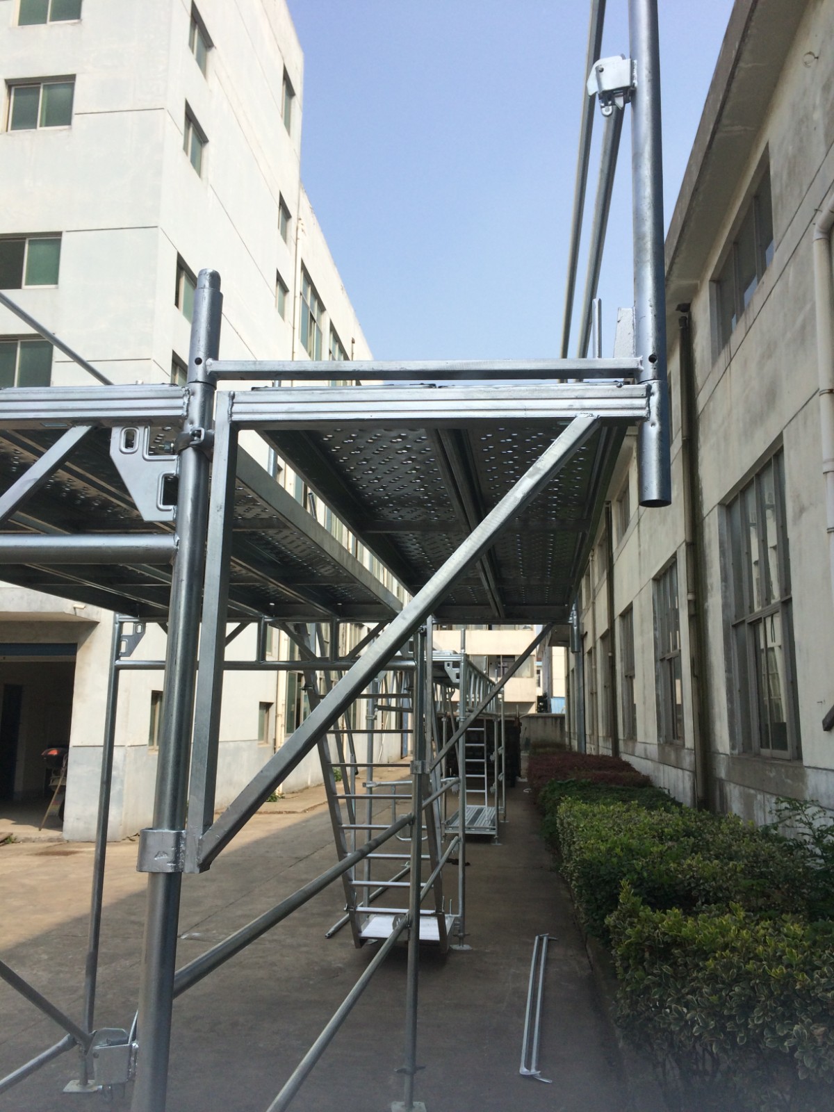 Sistema di impalcature rapido per una facile installazione