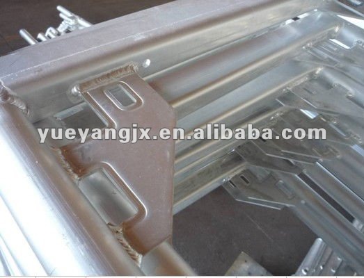 Imagens detalhadas do sistema de andaimes de fachada Layher